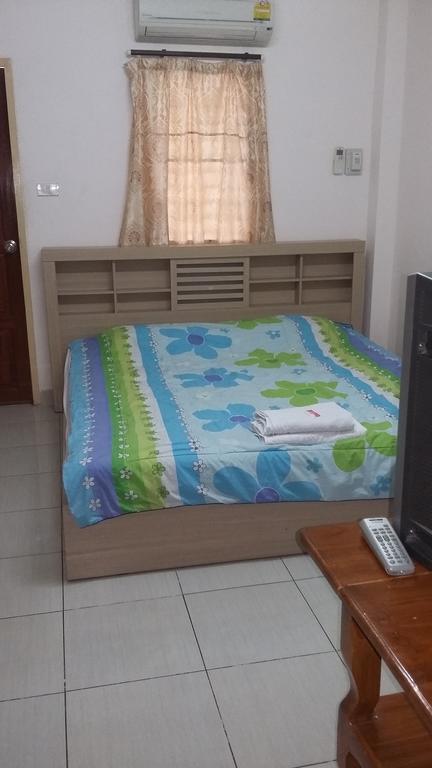 P&Mo Guesthouse Udon Thani Rom bilde
